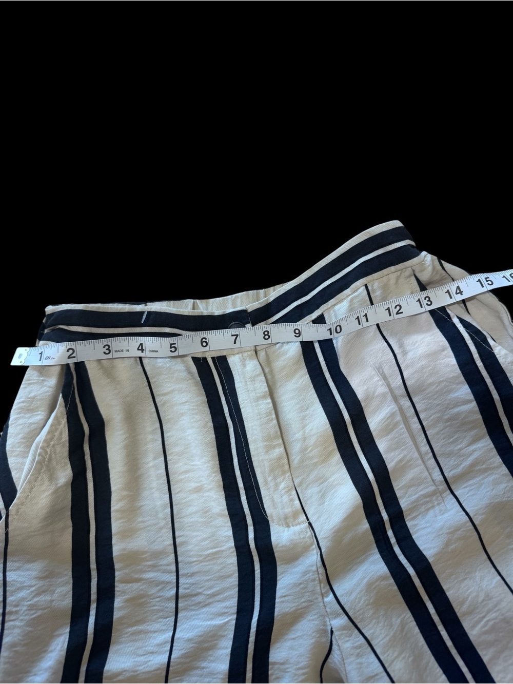 Sincerely Jules Navy and Cream Striped Wide-Leg Cropped Pants - Picture 5 of 7